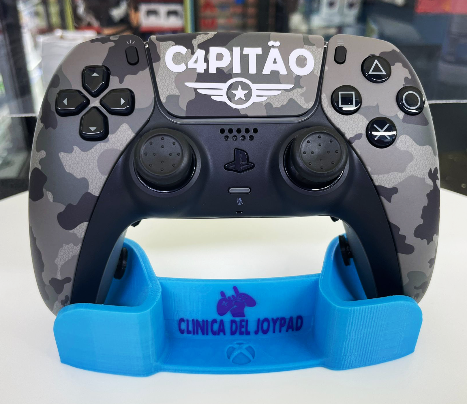 CONTROLLER PS5/PC C4PITÃO CAMOUFLAGE CON 4 BOTTONI PROGRAMMABILI MTS(RAPID FIRE E COMBO) + THUMBSTICK 6 PZ + DIGITAL CLICK R1L1R2L2(PRO)