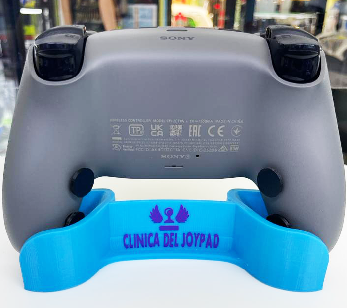 CONTROLLER PS5/PC C4PITÃO CAMOUFLAGE CON 4 BOTTONI PROGRAMMABILI MTS(RAPID FIRE E COMBO) + THUMBSTICK 6 PZ + DIGITAL CLICK R1L1R2L2(PRO)